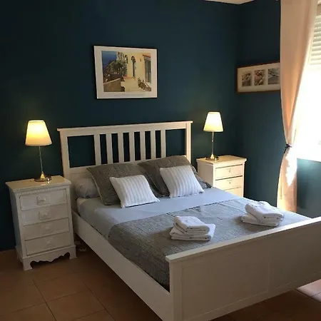 Joli Confort Apartment *